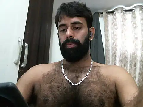 Snapshot of indianhairybull chatting on 05-01-26, 05:01 indianhairybull online show from 05-01-26, 05:01