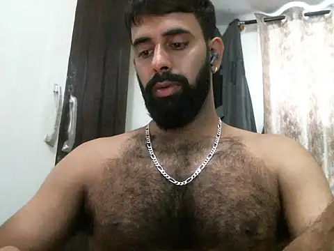 Snapshot of indianhairybull chatting on 05-05-26, 04:20 indianhairybull online show from 05-05-26, 04:20