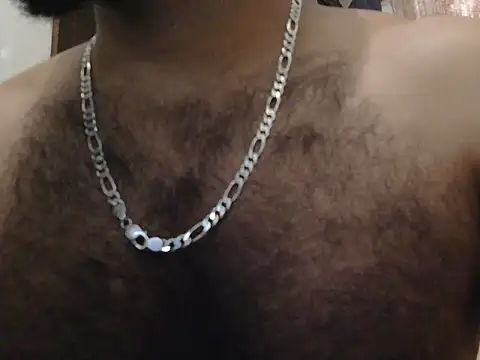 Snapshot of indianhairybull chatting on 05-13-26, 04:54 indianhairybull online show from 05-13-26, 04:54