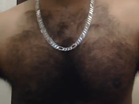 Snapshot of indianhairybull chatting on 06-08-26, 03:29 indianhairybull online show from 06-08-26, 03:29