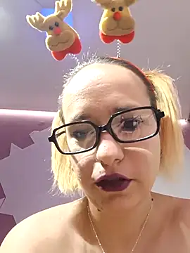 Mia RainX online show from 11-19-25, 02:28