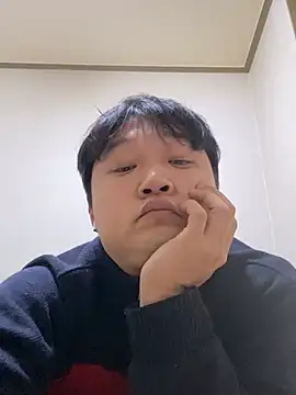 offwhite777 online show from 02-15-25, 08:54