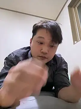 offwhite777 online show from 02-24-25, 11:21