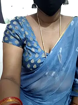 Snapshot of Tamil_Meera12 chatting on 09-27-25, 06:57 Tamil Meera12 online show from 09-27-25, 06:57