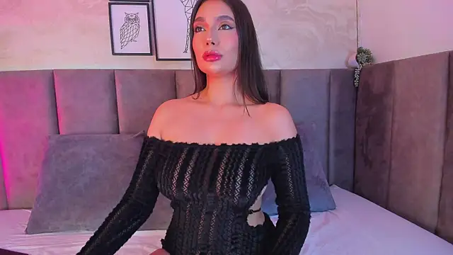 Snapshot of Alyssia_Collins chatting on 05-07-26, 10:42 Alyssia Collins online show from 05-07-26, 10:42