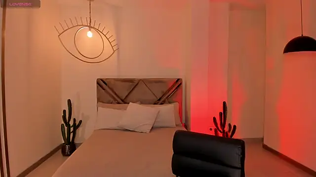 BeccaBaxter online show from 04-23-26, 12:15