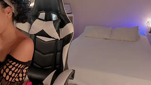 leahaltomm online show from 03-22-25, 05:41