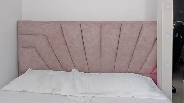 leahaltomm online show from 10-29-25, 07:59