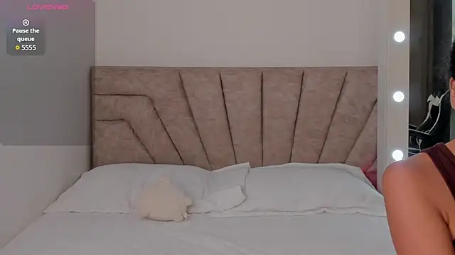 leahaltomm online show from 11-11-25, 08:53