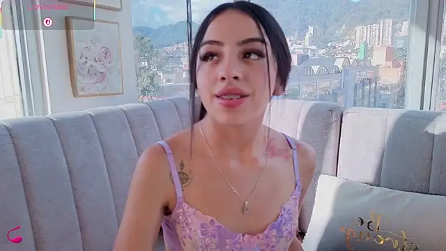 Daphne chers online show from 03-21-26, 09:29