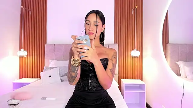 khloe-sweet online show from 11-06-25, 01:12