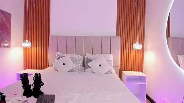 khloe-sweet online show from 02-12-26, 12:22