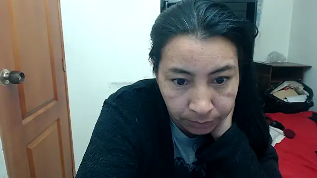 Snapshot of Siblleyx chatting on 03-10-25, 11:38 Siblleyx online show from 03-10-25, 11:38