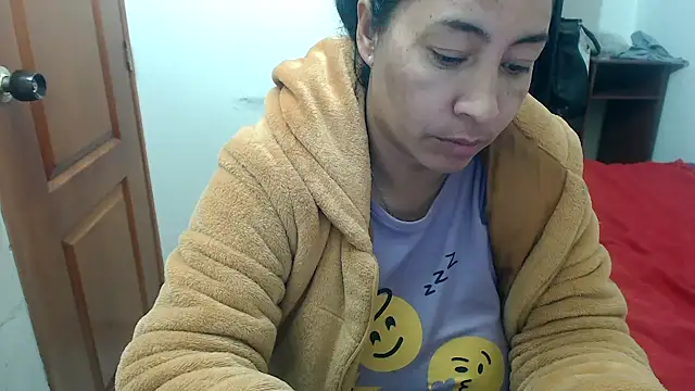 Snapshot of Siblleyx chatting on 03-17-25, 06:11 Siblleyx online show from 03-17-25, 06:11