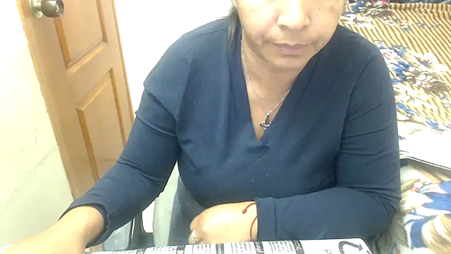 Snapshot of Siblleyx chatting on 09-26-25, 06:12 Siblleyx online show from 09-26-25, 06:12