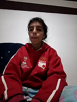 Snapshot of Ariell_Kieran chatting on 02-18-25, 12:15 Ariell Kieran online show from 02-18-25, 12:15