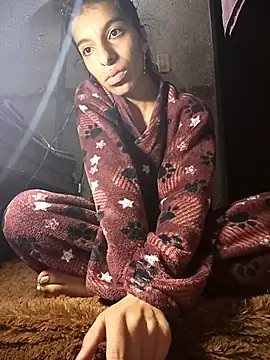Snapshot of Ariell_Kieran chatting on 02-23-25, 11:04 Ariell Kieran online show from 02-23-25, 11:04