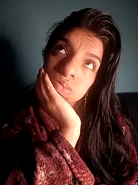 Ariell Kieran online show from 12-19-25, 11:34