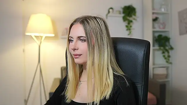 catecrago  online show from 12-17-25, 09:15