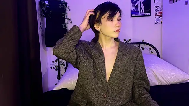 Snapshot of rennnuts chatting on 02-05-25, 09:50 rennnuts online show from 02-05-25, 09:50