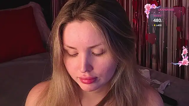 Lora Rosee online show from 07-28-26, 08:52