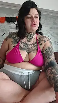 CannabisQueenn online show from 10-30-25, 07:43