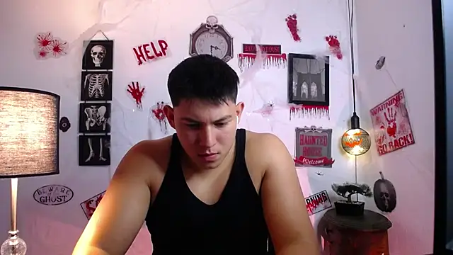 JamesCr  online show from 10-26-25, 01:22