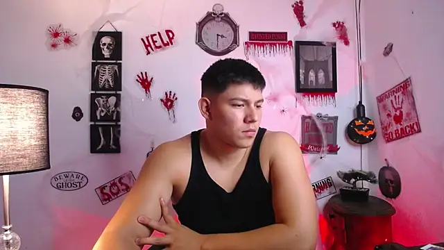 JamesCr  online show from 10-28-25, 11:18