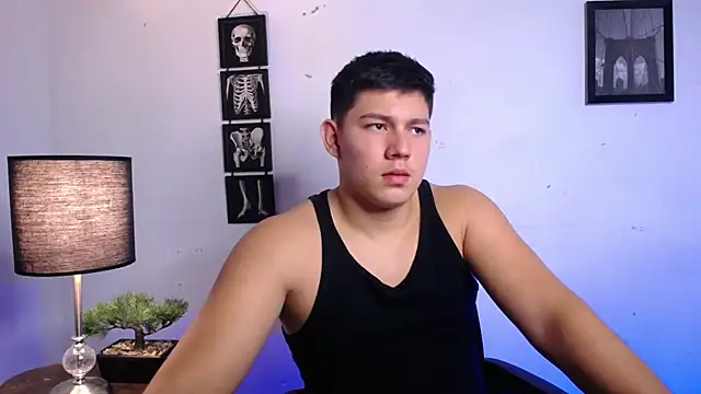 JamesCr  online show from 11-08-25, 12:11