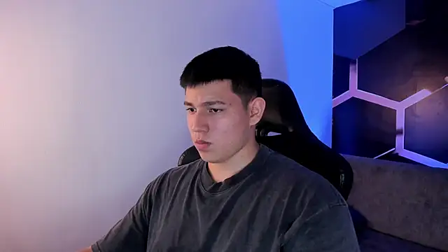 JamesCr  online show from 02-21-26, 03:29