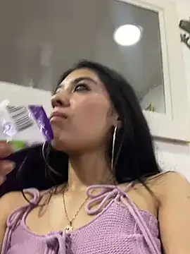 Snapshot of TayylorSexx chatting on 02-12-25, 07:23 TayylorSexx online show from 02-12-25, 07:23