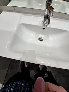 Oli0203xh online show from 03-19-26, 07:51