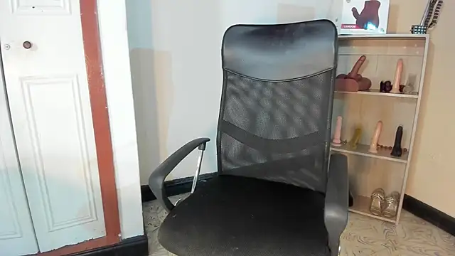 Violetta 0 online show from 11-10-25, 01:21