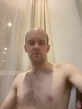 Snapshot of LynnAhNight chatting on 11-13-25, 03:05 LynnAhNight online show from 11-13-25, 03:05