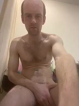 Snapshot of LynnAhNight chatting on 01-07-26, 03:42 LynnAhNight online show from 01-07-26, 03:42