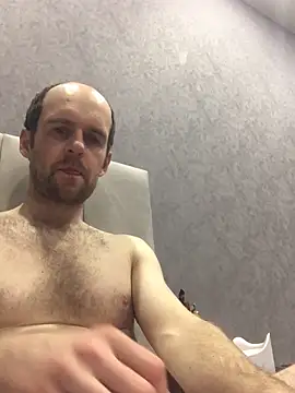 Snapshot of LynnAhNight chatting on 01-14-26, 05:40 LynnAhNight online show from 01-14-26, 05:40