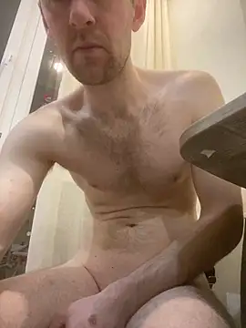 Snapshot of LynnAhNight chatting on 02-09-26, 03:32 LynnAhNight online show from 02-09-26, 03:32