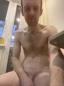 Snapshot of LynnAhNight chatting on 03-18-26, 03:20 LynnAhNight online show from 03-18-26, 03:20