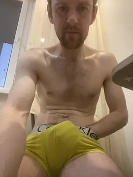 Snapshot of LynnAhNight chatting on 03-27-26, 03:12 LynnAhNight online show from 03-27-26, 03:12