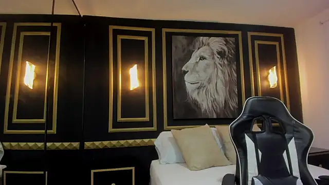 tiffanny doll  online show from 03-25-26, 12:11