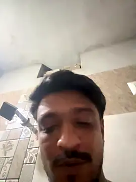 Snapshot of Chintu2408 chatting on 10-19-25, 04:29 Chintu2408 online show from 10-19-25, 04:29