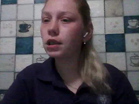 Snapshot of Anna_wey chatting on 04-30-26, 06:14 Anna wey online show from 04-30-26, 06:14