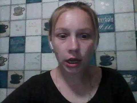Snapshot of Anna_wey chatting on 05-22-26, 07:30 Anna wey online show from 05-22-26, 07:30