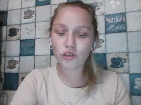 Snapshot of Anna_wey chatting on 06-01-26, 07:04 Anna wey online show from 06-01-26, 07:04