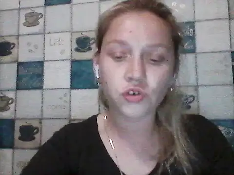 Snapshot of Anna_wey chatting on 06-06-26, 07:29 Anna wey online show from 06-06-26, 07:29