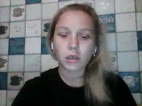 Snapshot of Anna_wey chatting on 06-25-26, 07:07 Anna wey online show from 06-25-26, 07:07