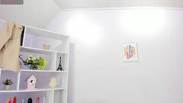 Snapshot of Hiyakasudere chatting on 10-02-25, 06:48 Hiyakasudere online show from 10-02-25, 06:48