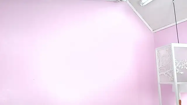 Snapshot of Hiyakasudere chatting on 11-22-25, 06:29 Hiyakasudere online show from 11-22-25, 06:29