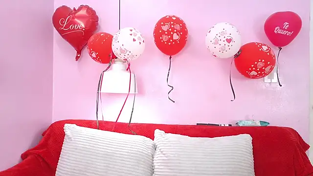 Snapshot of Hiyakasudere chatting on 02-28-26, 12:17 Hiyakasudere online show from 02-28-26, 12:17