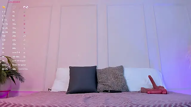 Arianasweeet online show from 12-03-25, 07:56